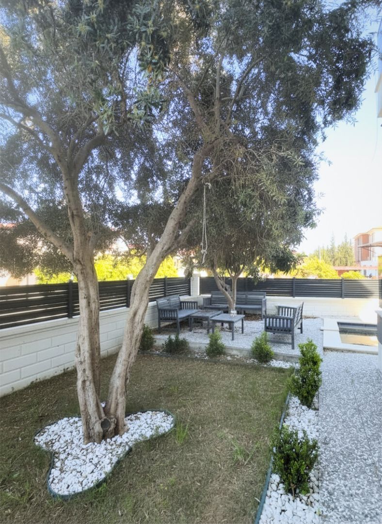 Muğla Dalaman’da 400 m² Arsa İçinde, Havuzlu, Tam Eşyalı Müstakil Lüks Villa